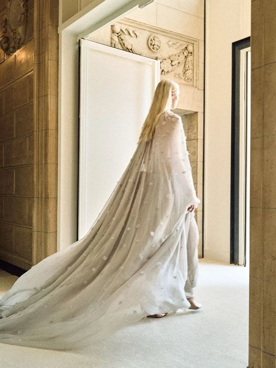 Balenciaga — 55th Couture Collection — Couture show (5/10)